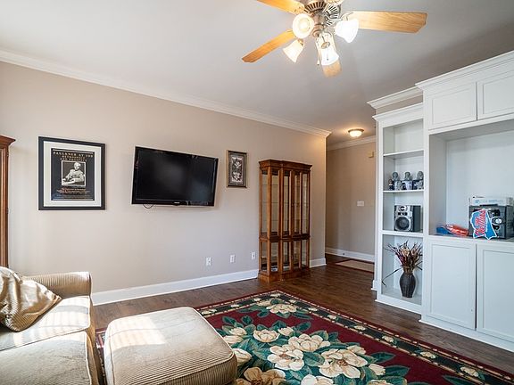 5th image of 506 Private Road 3097