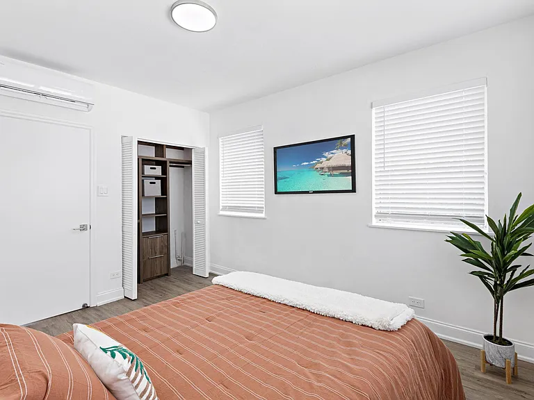 855 Jefferson Ave — Photo 10