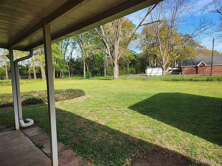 345 Spring Hollow Dr — Photo 31