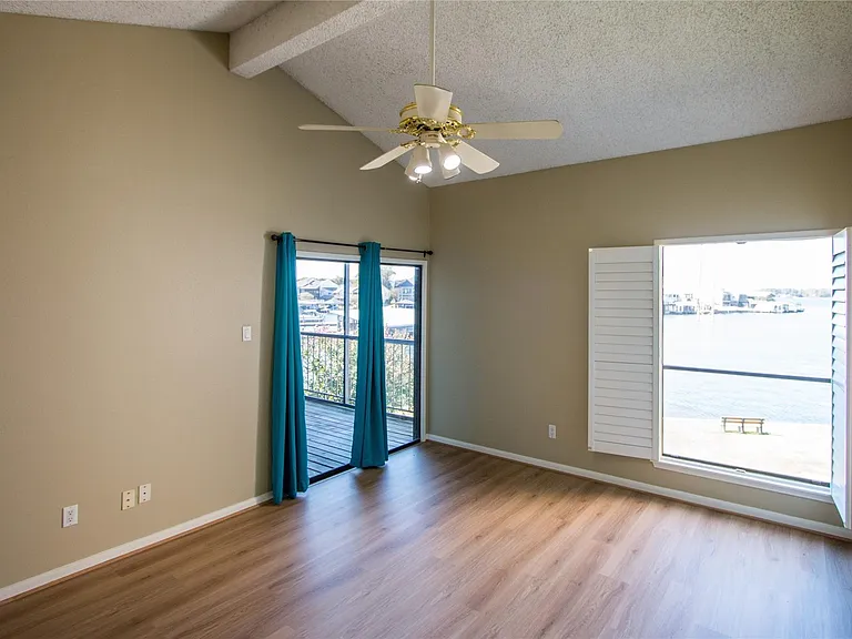 202 Lakeview Ter #H — Photo 17