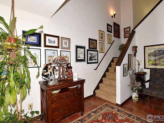 4th image of 1925 28th Ave Unit 14