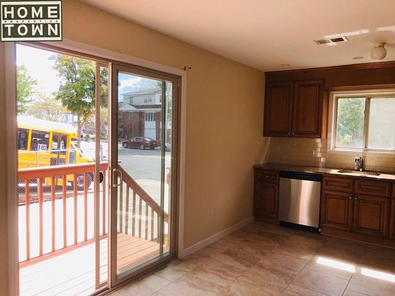 5th image of 3347 Richmond Ave #0