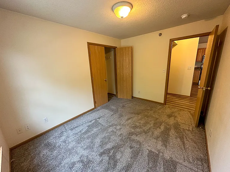 121 Beach Avenue — Photo 12