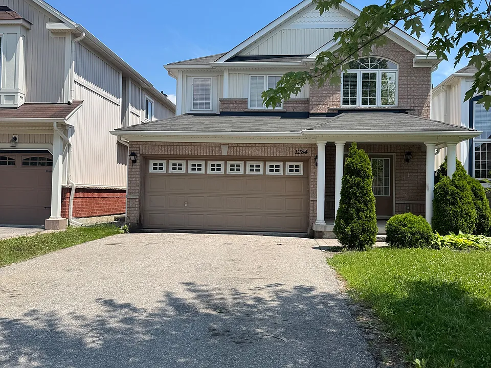 1284 Gyatt Cres