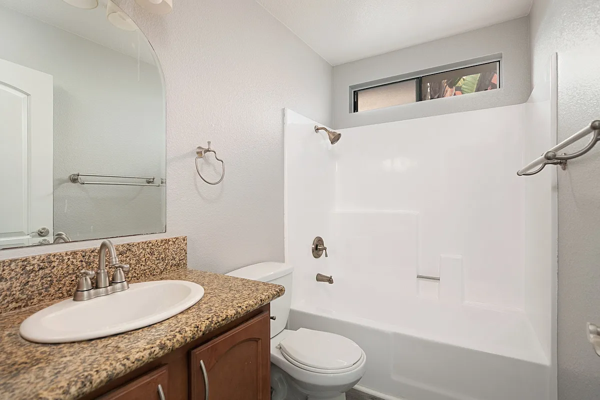 4463 Home Ave — Photo 4