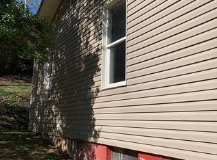 61 Hively Addition Rd, Clendenin, WV 25045