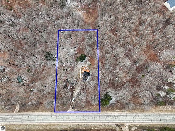 3rd image of 9341 W M 115 Hwy