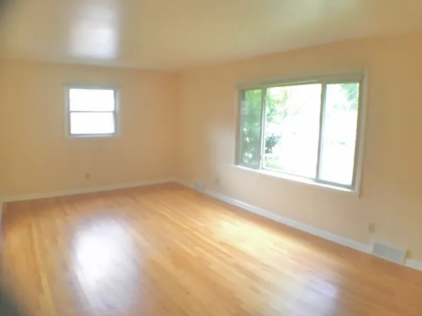 422 Rushmore Ln APT 1, Madison, WI 53711