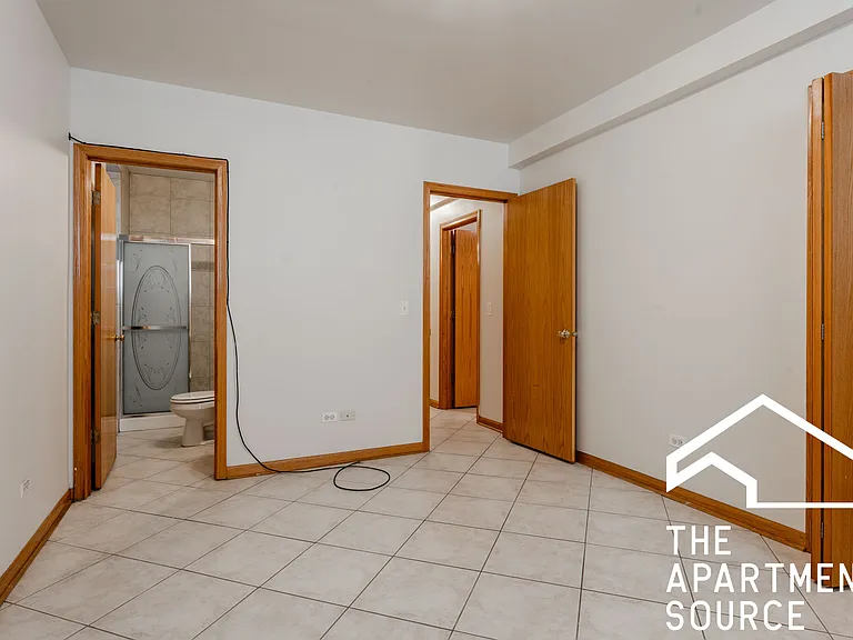 1822 N Campbell Ave — Photo 5