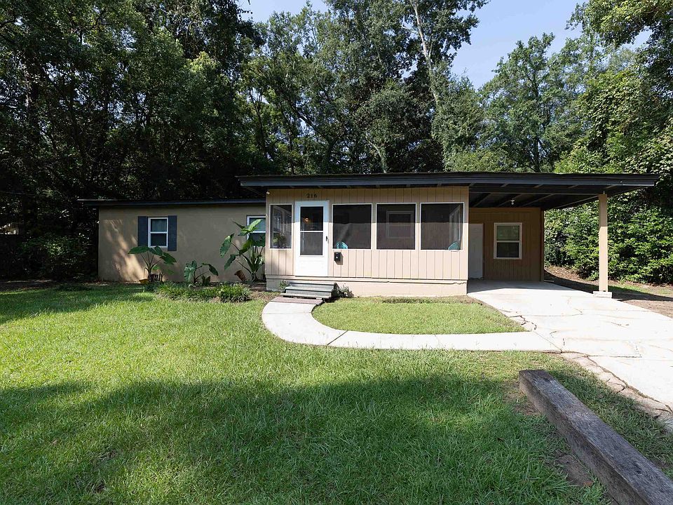1st image of 216 Westridge Dr