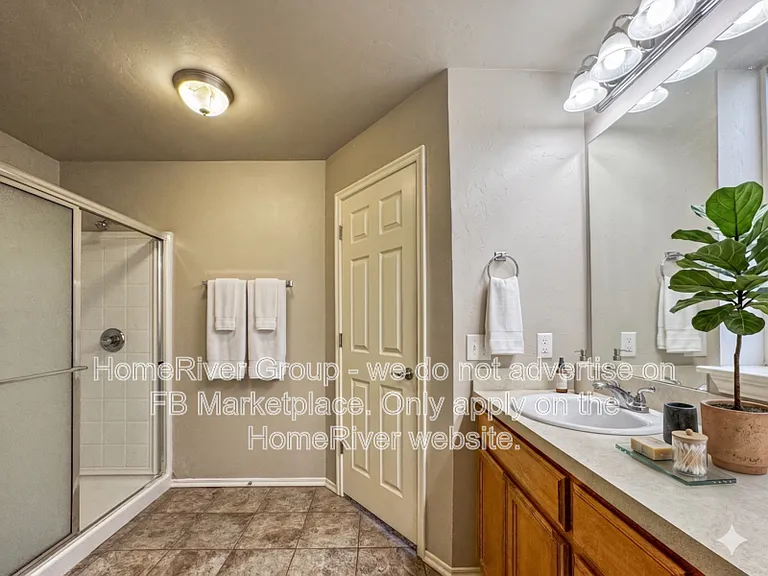 19221 Blanco Dr — Photo 7