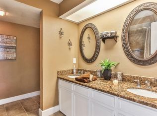 5114 Spruce Forest Dr, Houston, TX 77091