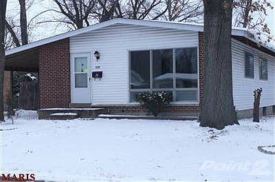 2nd image of 715 Kostka Ln