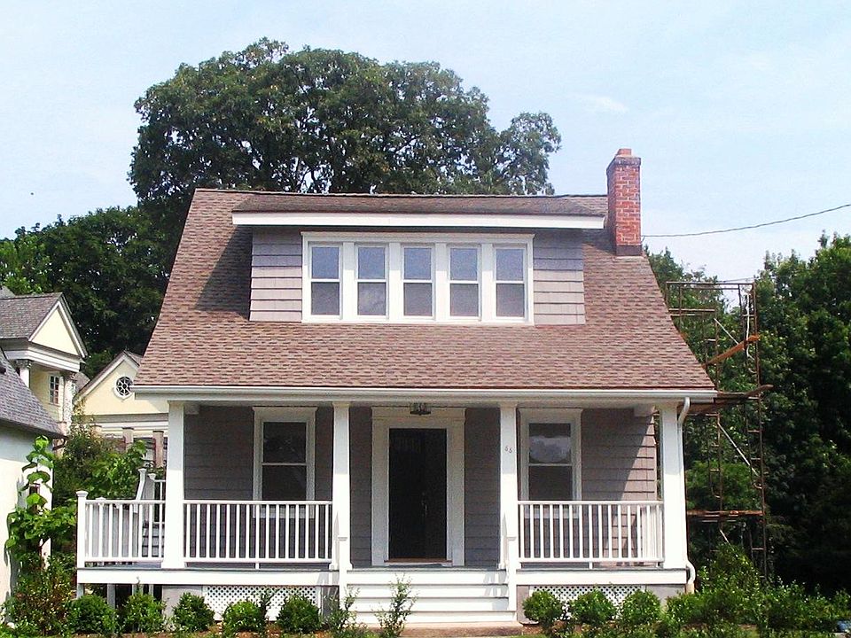 Welcome to Central Greenwich! Entire First Floor, +Bonus Lower Level, and Garage Parking.