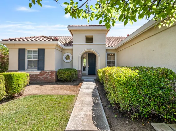 901 Stone Bridge Trl, Hollister, CA 95023
