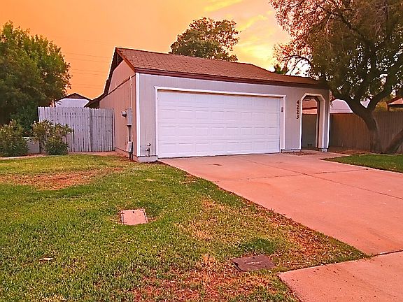 3rd image of 4223 E Carter Dr