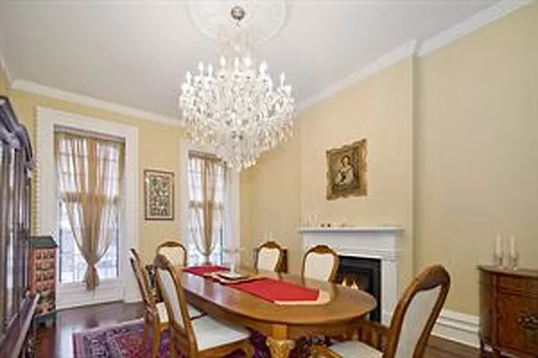 Sold by Douglas Elliman | media 36