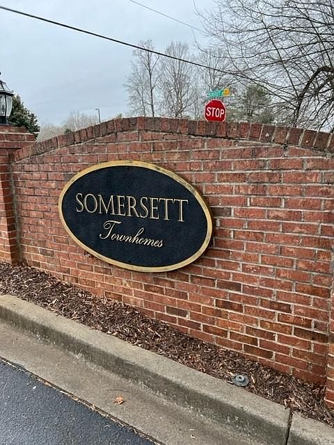 1st image of 41 Somersett Dr