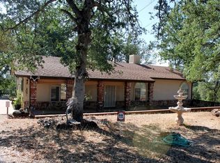 12027 Shaver Ln, Redding, CA 96003