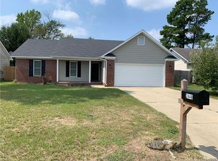 2448 Saltwood Rd, Fayetteville, NC 28306