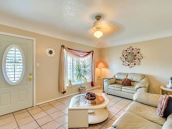3rd image of 8049 Carpenter Dr