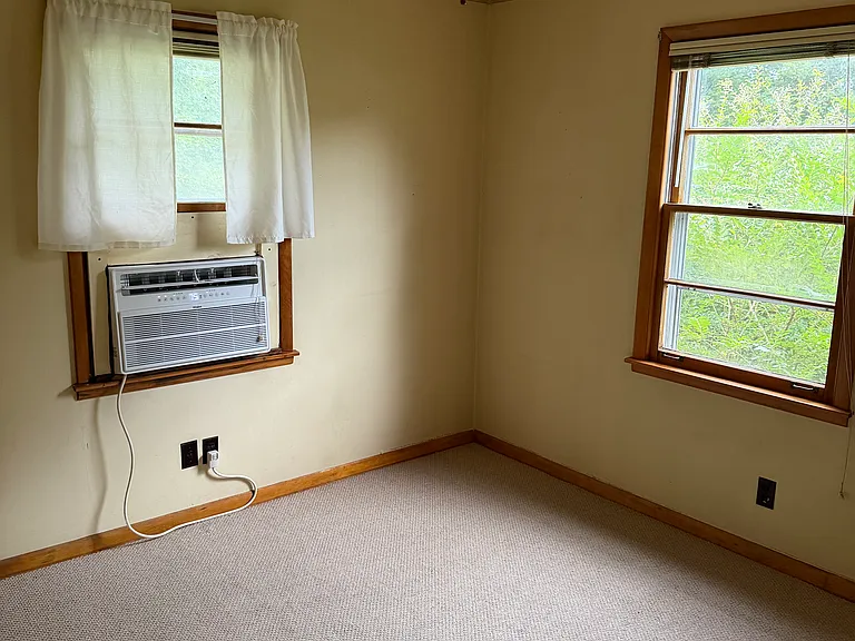 422 Eddy Ln — Photo 6