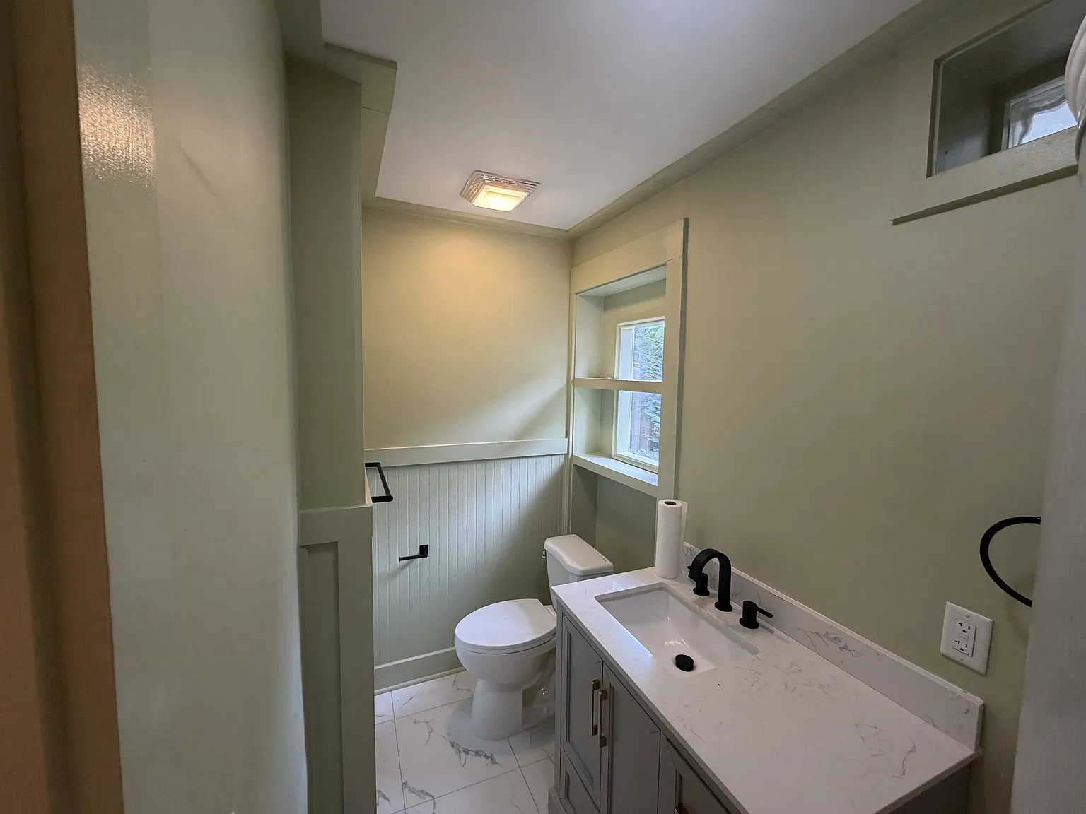 Studio, 406 sqft, $1,950 — Photo 3
