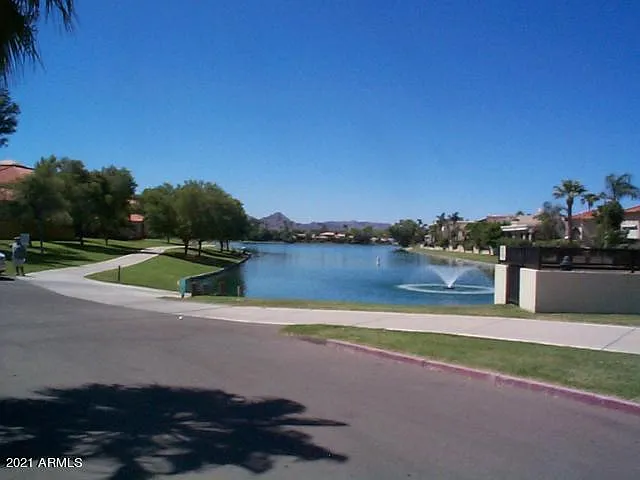 7360 N Via Camello Del Norte St #201 — Photo 23