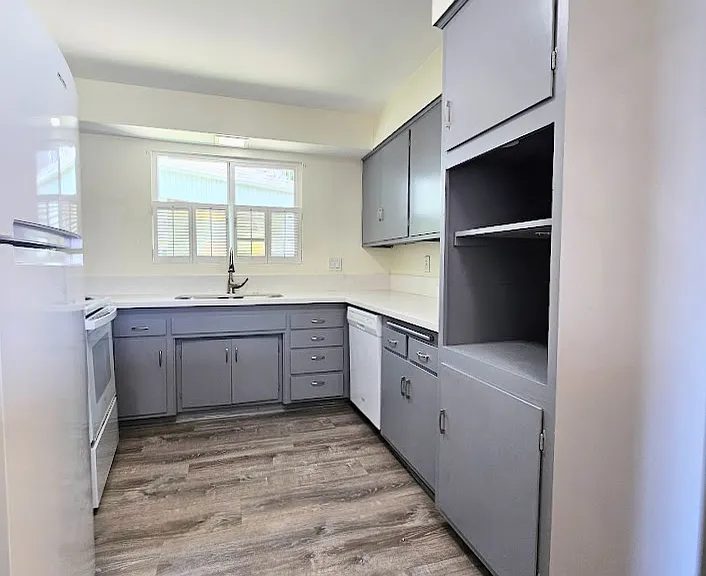 2640-46 Curlew St #42 — Photo 3