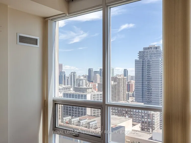761 Bay St #3202 — Photo 24