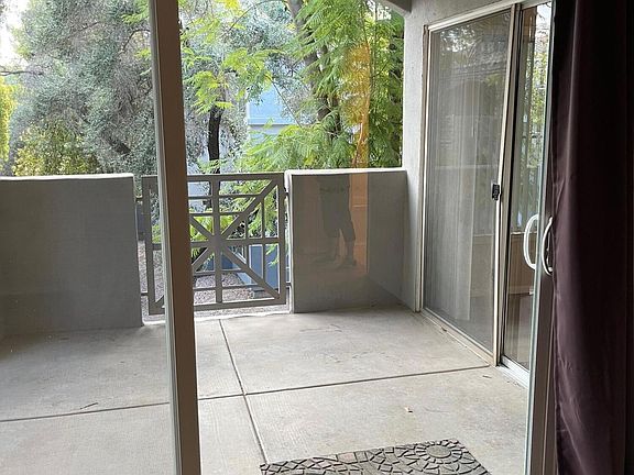 5th image of 600 W GROVE Parkway #2062