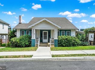 7 E High St, Windsor, PA 17366