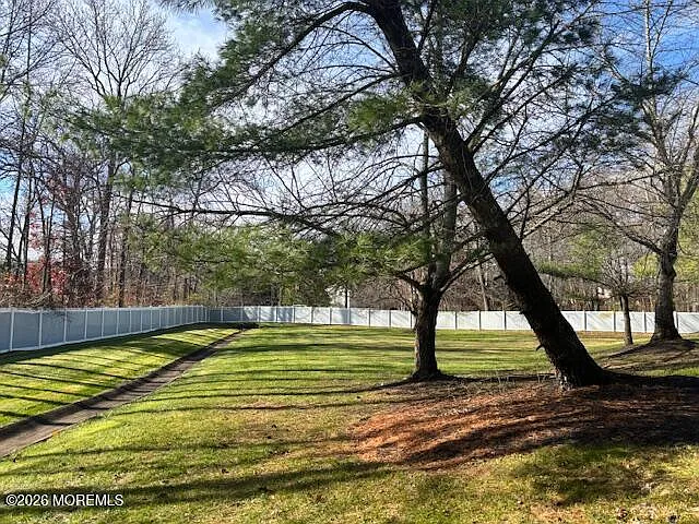 116 Wellington Ct — Photo 19