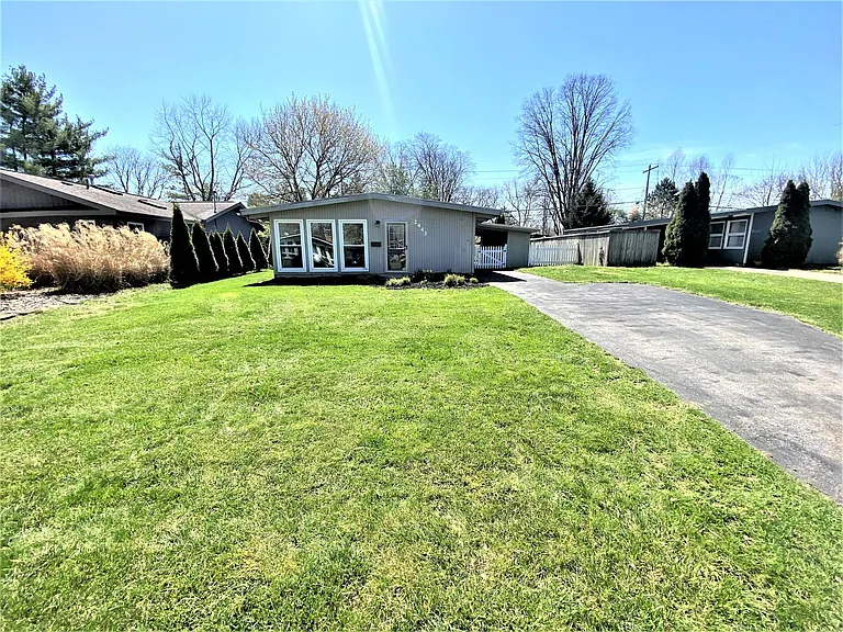 2443 Edgevale Rd — Photo 1