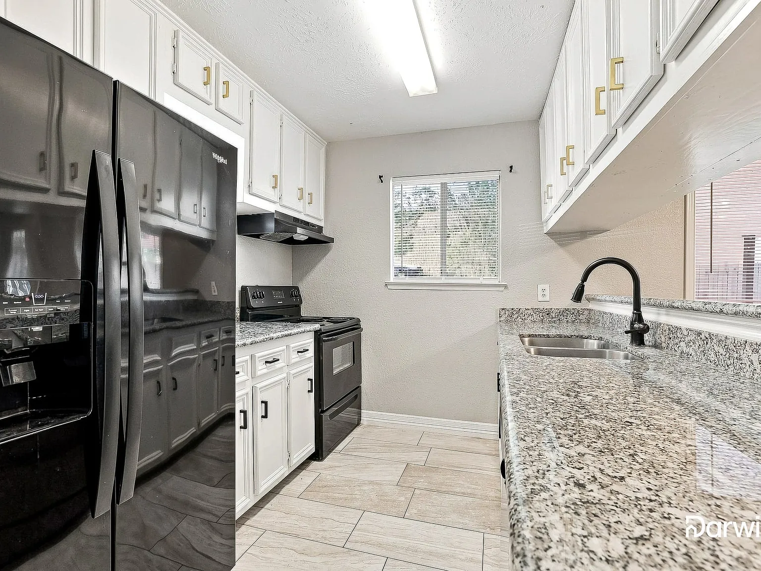 4 bed, 2.0 bath, 1444 sqft, $1,640 — Photo 4