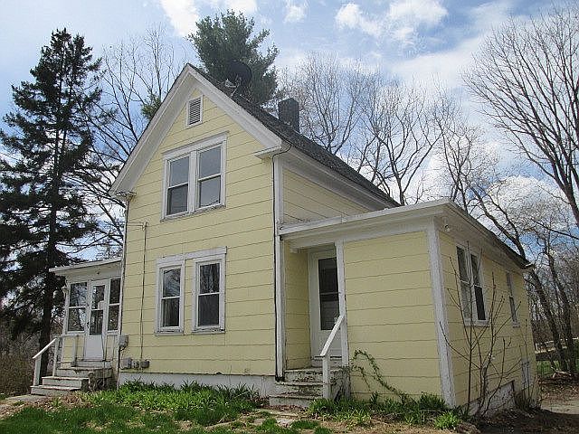 2nd image of 190 Washington St