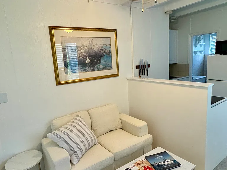 222 Australian Ave #7 — Photo 3