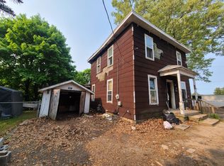 515 Crooks St, Belding, MI 48809