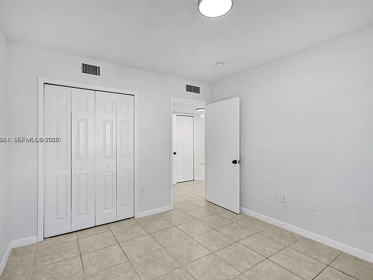 3398 NE 9th Dr #104 — Photo 10