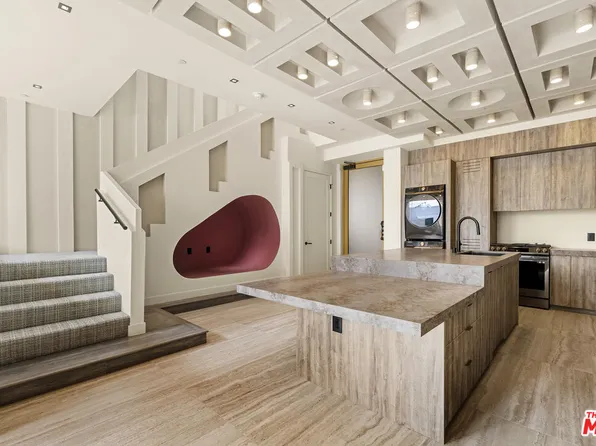 1021 N Ogden Dr, Los Angeles, CA