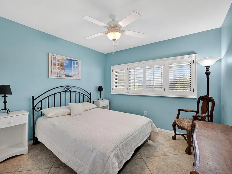 1630 Seaway Dr #304 — Photo 32
