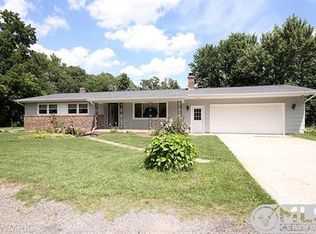 14051 Stonehill Rd, Albion, MI 49224