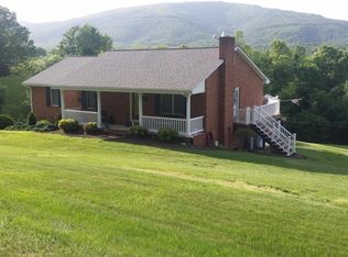 1198 Kevin Ln, Salem, VA 24153