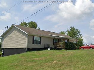 48 Antioch Rd, Red House, WV 25168