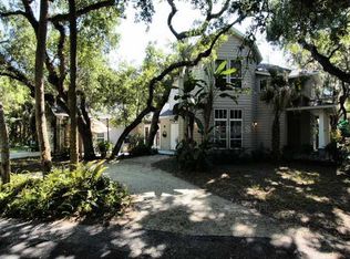 1904 Rain Forest Trl, Sarasota, FL 34240
