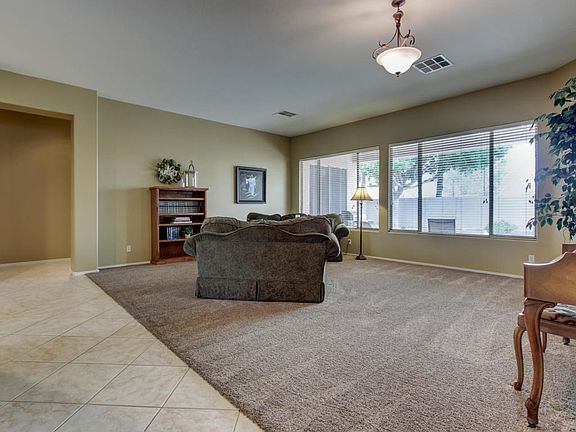 3rd image of 9913 E Medina Ave
