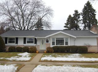 9000 W Burdick Ave, Milwaukee, WI 53227