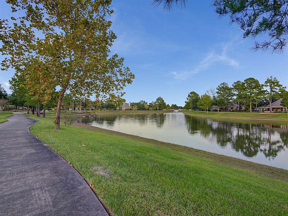2nd image of 2319 S Lago Vista Dr