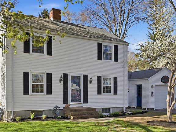 2nd image of 129 Academy Ave