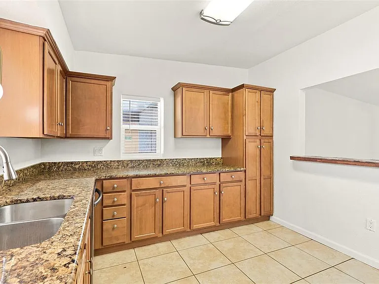 6714 Nina Rosa Dr #A — Photo 12